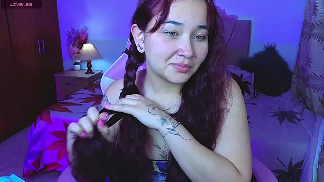 Leakitten online show from October 7, 12:44 am