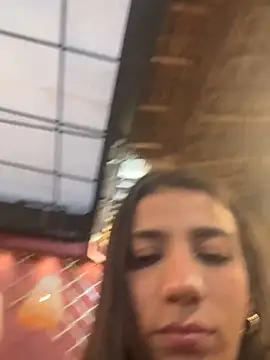 -juicy  online show from November 8, 10:35 pm