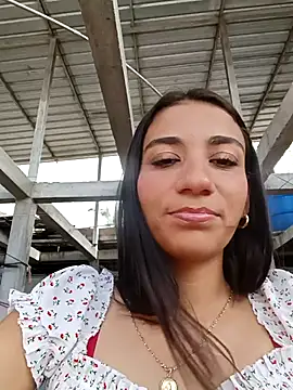 Snapshot of -juicy_ chatting on October 10, 8:53 pm -juicy online show from October 10, 8:53 pm