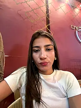 -juicy  online show from November 12, 10:35 pm