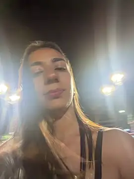 -juicy  online show from November 15, 11:09 pm