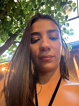 -juicy  online show from November 13, 10:02 pm