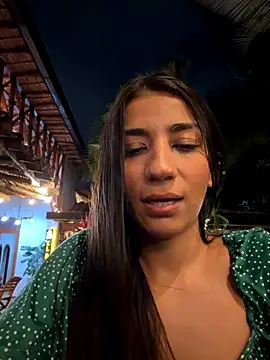 -juicy  online show from December 1, 11:27 pm