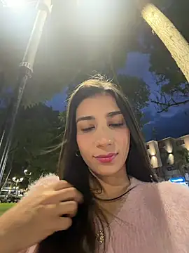 -juicy  online show from July 29, 11:37 pm