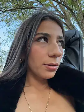 -juicy  online show from March 20, 10:33 pm