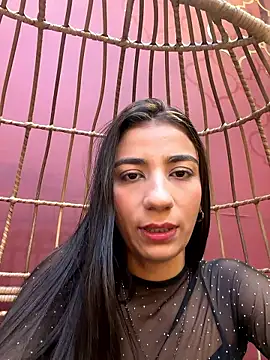 -juicy  online show from January 11, 10:27 pm