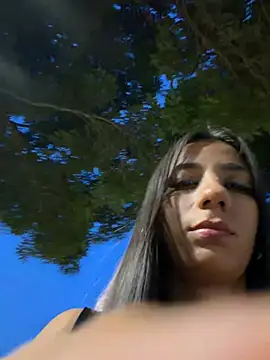 -juicy  online show from April 8, 11:17 pm