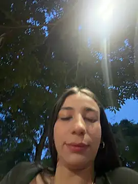 -juicy  online show from June 17, 11:25 pm