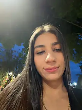 -juicy  online show from June 18, 11:32 pm