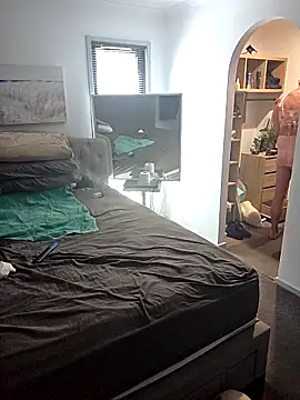 iamthepublickmasterbater online show from December 1, 11:05 pm