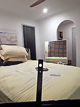 iamthepublickmasterbater online show from March 10, 1:48 pm