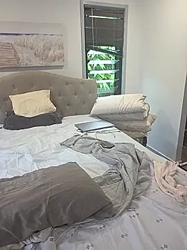 iamthepublickmasterbater online show from February 12, 11:04 pm