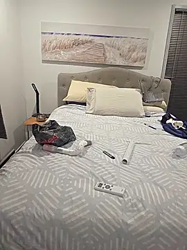 iamthepublickmasterbater online show from April 7, 2:19 pm