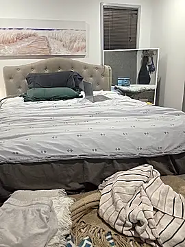 iamthepublickmasterbater online show from December 15, 1:50 pm