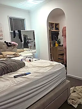 iamthepublickmasterbater online show from December 4, 11:26 pm