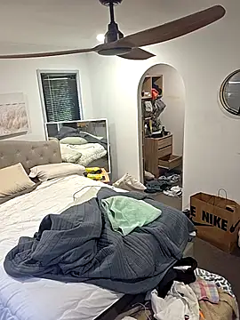 iamthepublickmasterbater online show from January 11, 6:42 am