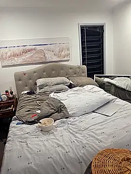 iamthepublickmasterbater online show from March 31, 6:32 pm