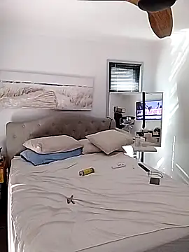 iamthepublickmasterbater online show from October 7, 11:06 pm