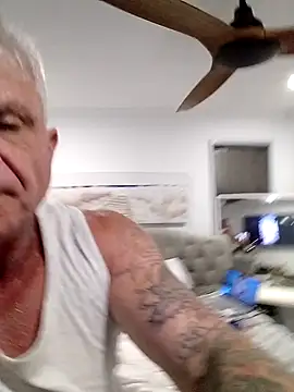 iamthepublickmasterbater online show from September 14, 8:53 pm