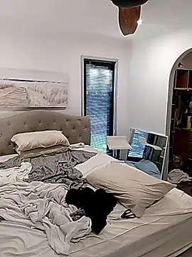 iamthepublickmasterbater online show from October 8, 9:48 pm