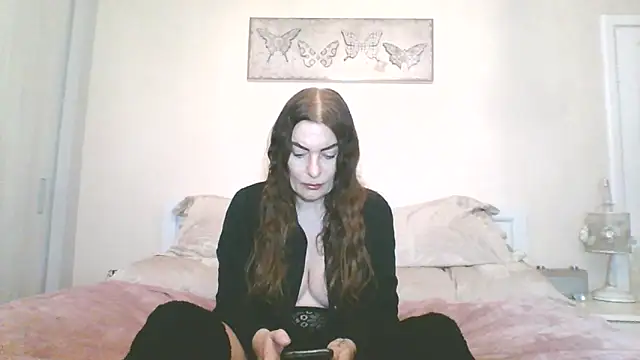 EllaKent online show from January 16, 4:55 pm