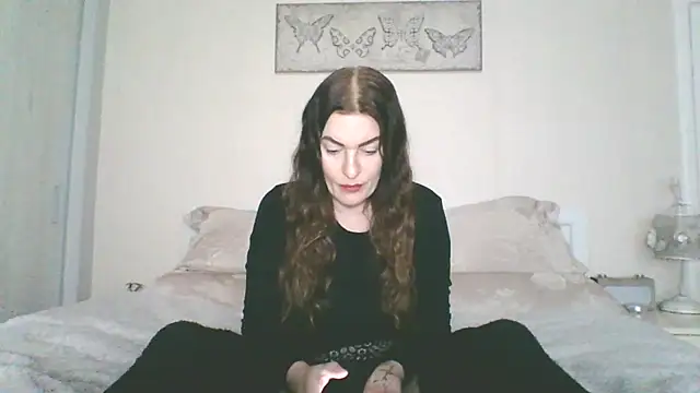 EllaKent online show from February 9, 3:32 pm