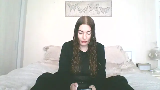 EllaKent online show from March 1, 10:26 am