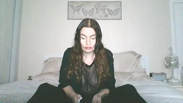 EllaKent online show from January 7, 3:39 pm