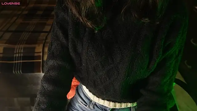 NidhiChandra online show from December 22, 12:05 pm