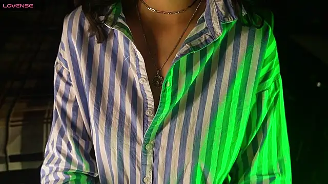 NidhiChandra online show from December 23, 7:18 am