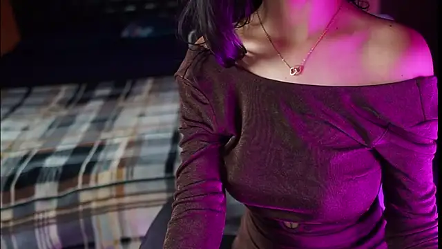 Snapshot of NidhiChandra chatting on September 15, 6:14 am NidhiChandra online show from September 15, 6:14 am