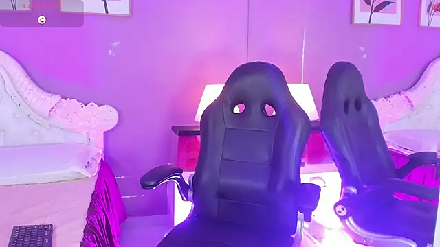 Bela Jones online show from October 25, 3:28 am