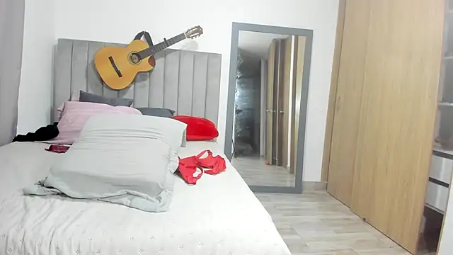 sarita mature online show from January 9, 11:06 am