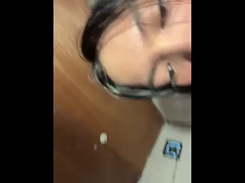 Sugarcandyyy online show from April 6, 4:52 pm