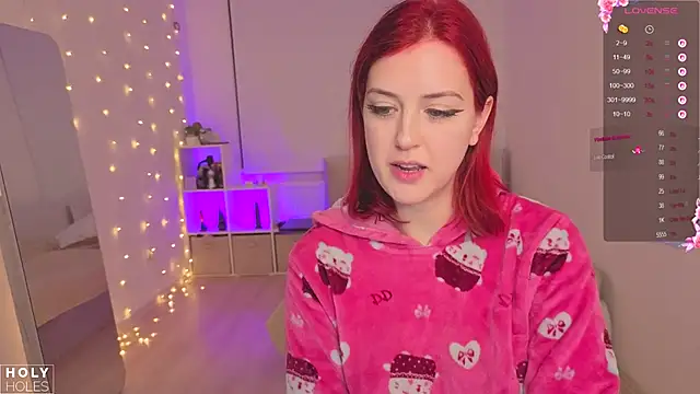 bananasgirl online show from November 27, 4:07 pm