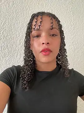 Yasmin777  online show from March 24, 6:19 pm