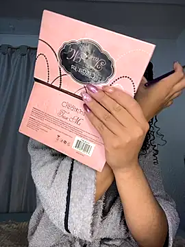 Yasmin777  online show from October 26, 12:22 am