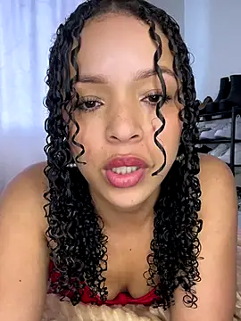 Snapshot of Yasmin777_ chatting on September 14, 8:31 pm Yasmin777 online show from September 14, 8:31 pm