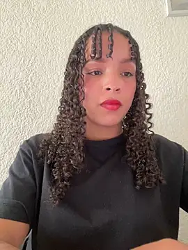 Yasmin777  online show from March 4, 9:00 pm