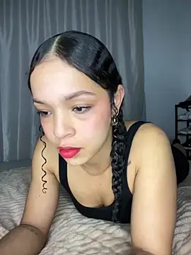 Yasmin777  online show from November 26, 11:27 pm