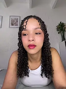 Snapshot of Yasmin777_ chatting on June 6, 5:07 pm Yasmin777 online show from June 6, 5:07 pm