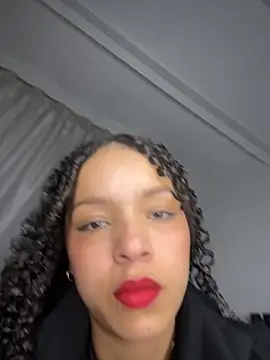 Yasmin777  online show from November 25, 11:48 pm