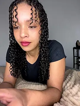 Yasmin777  online show from January 16, 11:09 pm