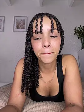 Snapshot of Yasmin777_ chatting on July 13, 9:47 pm Yasmin777 online show from July 13, 9:47 pm