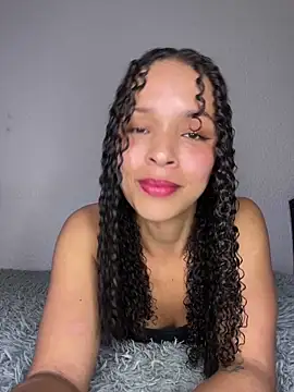 Yasmin777  online show from February 8, 10:29 pm