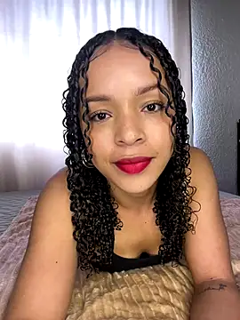 Snapshot of Yasmin777_ chatting on September 23, 6:04 pm Yasmin777 online show from September 23, 6:04 pm