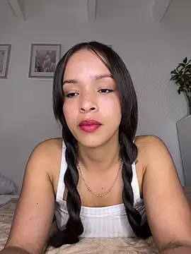 Snapshot of Yasmin777_ chatting on June 20, 10:37 pm Yasmin777 online show from June 20, 10:37 pm