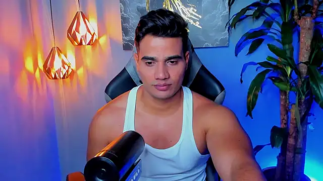 AndresR3 online show from November 23, 10:09 pm