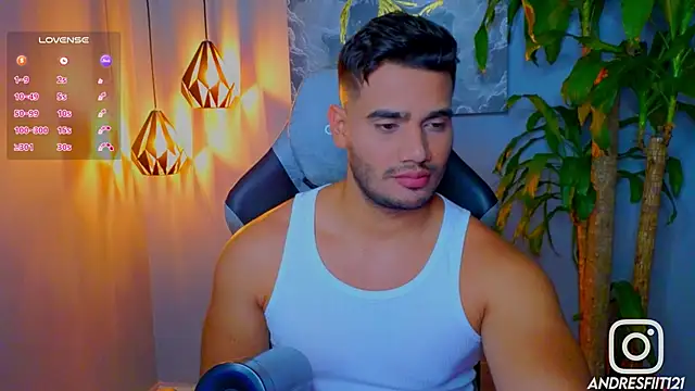 AndresR3 online show from October 7, 12:55 am