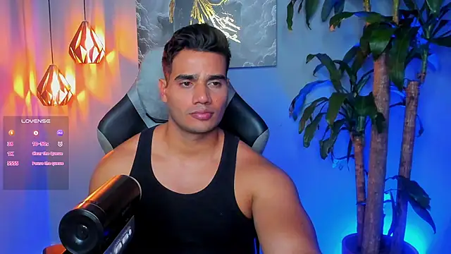 AndresR3 online show from October 24, 8:24 am